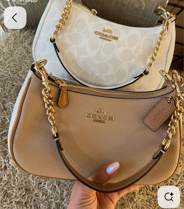 Teri Shoulder Bag in Signature Canvas
