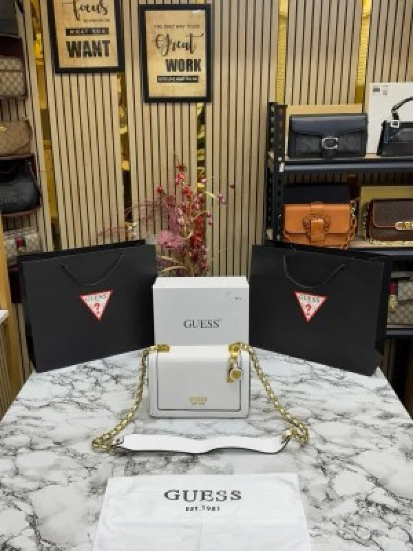 GUESS CONVERTIBLE XBODY HANDBAG WITH OG BOX AND DUST BAG