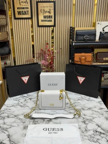 GUESS CONVERTIBLE XBODY HANDBAG WITH OG BOX AND DUST BAG